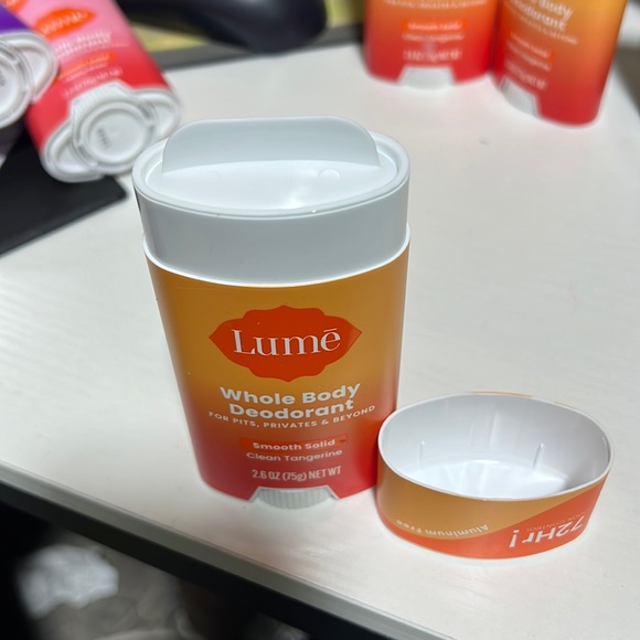 NEW-Lume Deodorant for Pits & Private Parts 2.6oz SMOOTH SOLID clean tangerine - Picture 4 of 4
